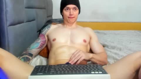 jhon online show from November 2025 10:08:02 PM