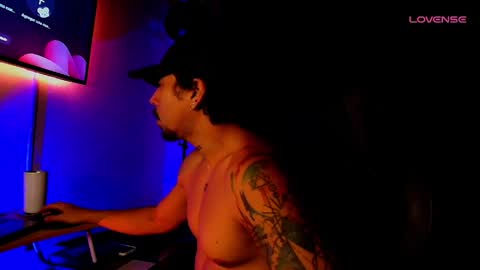 Snapshot of dickdamian_ chatting on May 2026 06:27:01 PM Damin online show from May 2026 06:27:01 PM