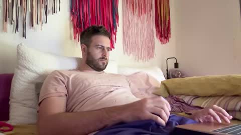 Snapshot of dickjulian chatting on October 2025 03:34:01 PM Im Julian all cum shot videos here online show from October 2025 03:34:01 PM