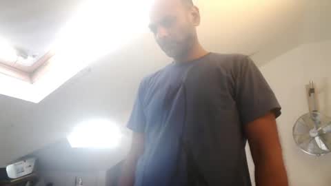 Snapshot of diddlysquatter chatting on September 2025 08:25:01 AM diddlysquatter online show from September 2025 08:25:01 AM