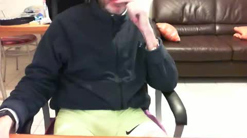 didonc from france..... online show from April 2026 07:26:02 PM