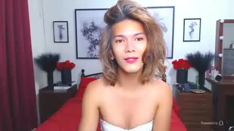 Dennesse online show from September 2025 09:37:02 PM