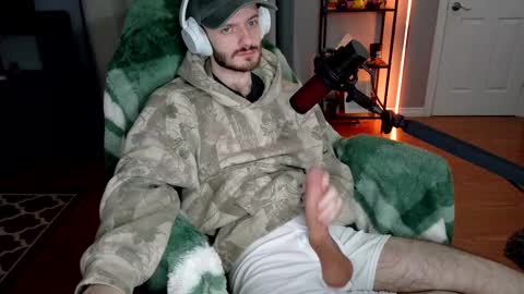 digbicknik online show from October 2025 03:35:01 AM