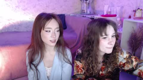 Hi im Alice 3 Im usualy online 03-10 or 17-21 UTC0 online show from December 2025 05:27:01 AM