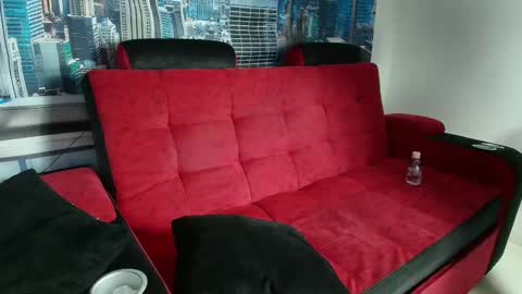 dilan cock  online show from January 2025 07:00:01 AM