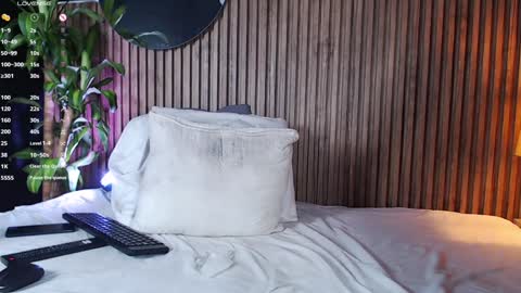 DilanJonnes online show from December 2024 12:55:02 PM