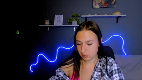 dilara_sunny online show from September 2025 01:23:01 PM