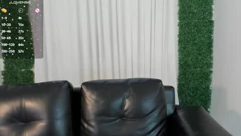 Snapshot of dilary_ chatting on October 2025 02:56:02 PM Dilary online show from October 2025 02:56:02 PM