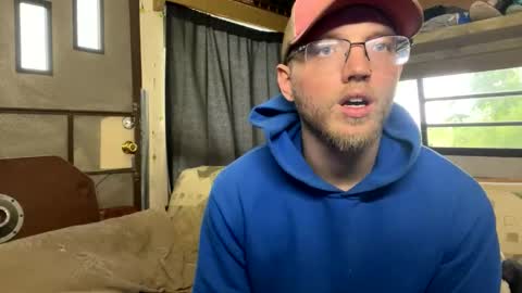 Snapshot of dilf_96 chatting on May 2026 10:15:02 PM Daddy online show from May 2026 10:15:02 PM