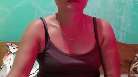 Snapshot of dimple_42 chatting on January 2025 05:00:01 AM Dimple online show from January 2025 05:00:01 AM