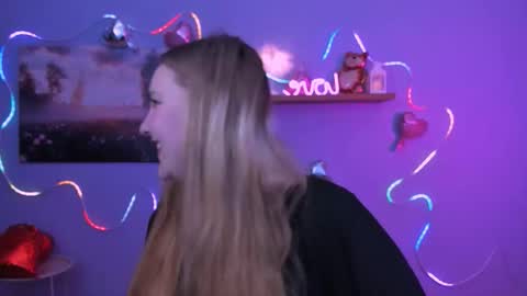 dina_bloom online show from February 2026 08:20:02 PM