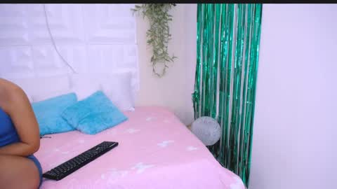 DINA online show from April 2026 04:15:01 PM