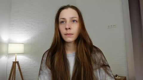 Snapshot of dina_peach chatting on May 2026 06:09:02 AM Dina online show from May 2026 06:09:02 AM