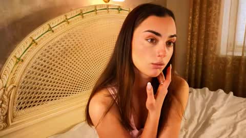 Dina and ill be glad to be here with you follow to me  online show from February 2026 08:04:02 AM