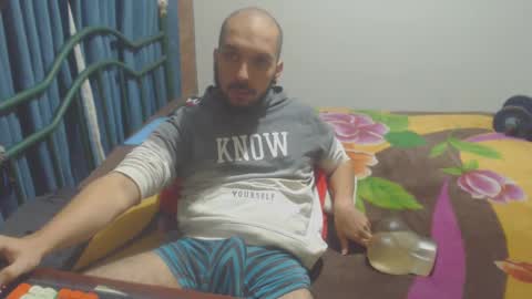 Snapshot of dinchtcams chatting on September 2025 05:46:01 AM Dincht online show from September 2025 05:46:01 AM