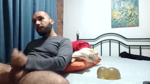 Snapshot of dinchtcams chatting on June 2026 05:19:02 AM Dincht online show from June 2026 05:19:02 AM