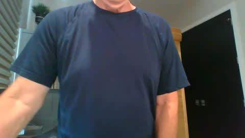 dinger524678 online show from May 2026 09:54:02 PM