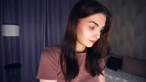 Erica online show from September 2025 05:25:01 PM
