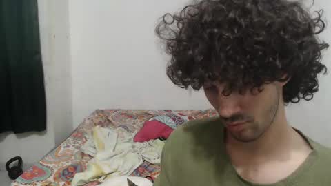 Henry online show from October 2025 10:52:01 PM