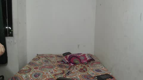 Henry online show from October 2025 01:39:02 AM