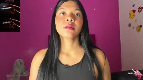 Snapshot of diora_squirt_juicy chatting on March 2025 02:43:02 AM diora_squirt_juicy online show from March 2025 02:43:02 AM