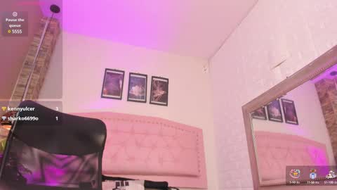 Snapshot of diosaa_golden chatting on February 2025 11:48:01 PM DIOSA online show from February 2025 11:48:01 PM