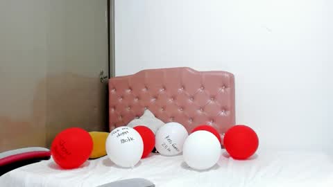 isa y romeo online show from February 2026 01:52:02 PM