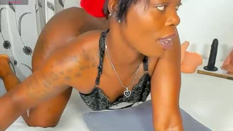 Snapshot of dip_chocolate chatting on May 2026 12:48:02 AM chocolate online show from May 2026 12:48:02 AM