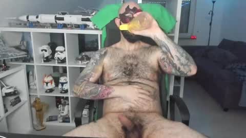 Robert online show from February 2025 03:27:01 PM