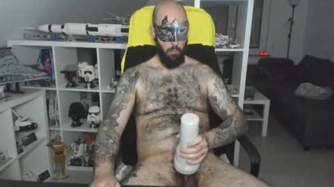 Robert online show from October 2025 06:32:02 PM