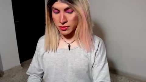 dirtydanezka online show from November 2025 03:50:02 AM