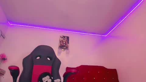 Naomy  online show from January 2025 07:14:02 PM