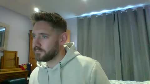 Exhibitionist Ben online show from October 2025 11:23:02 AM