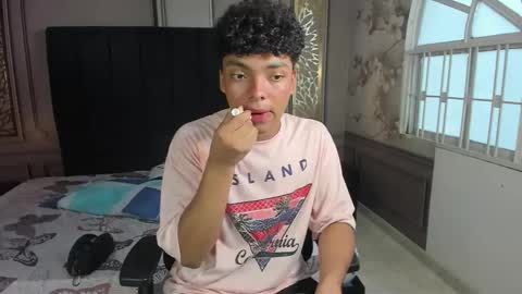 Snapshot of dirtymike69_ chatting on October 2025 07:58:02 PM Mike online show from October 2025 07:58:02 PM