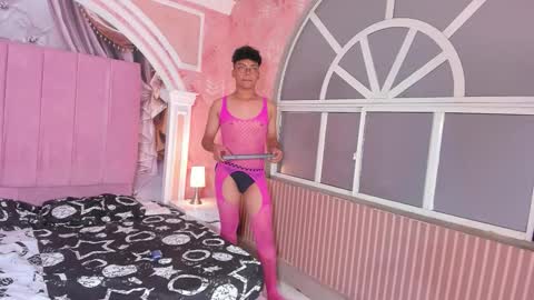 Snapshot of dirtymike69_ chatting on October 2025 03:31:02 AM Mike online show from October 2025 03:31:02 AM