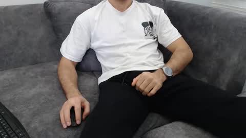 Snapshot of dirtyybooyy77 chatting on January 2026 12:32:01 PM dirtyybooyy77 online show from January 2026 12:32:01 PM