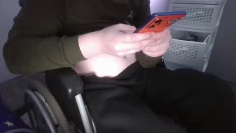 Disabledguy34 online show from February 2025 06:43:01 PM