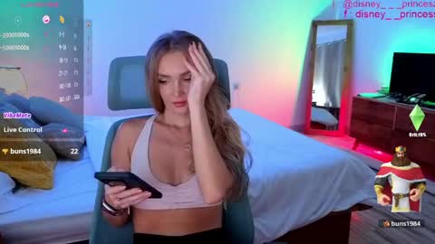 Snapshot of disney__princess chatting on May 2026 07:50:01 AM JASMINE online show from May 2026 07:50:01 AM