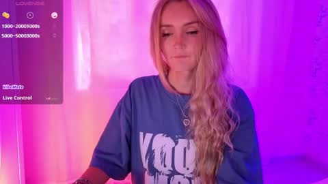 Snapshot of disney__princess chatting on August 2026 04:27:01 PM JASMINE online show from August 2026 04:27:01 PM