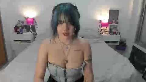 Snapshot of dissasterology chatting on November 2025 02:33:01 AM Lena online show from November 2025 02:33:01 AM