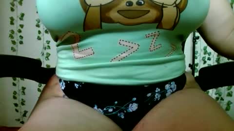 Snapshot of divadirty chatting on February 2025 12:06:02 PM Mari online show from February 2025 12:06:02 PM