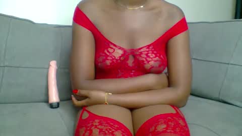 queen kinky online show from April 2026 10:01:02 PM