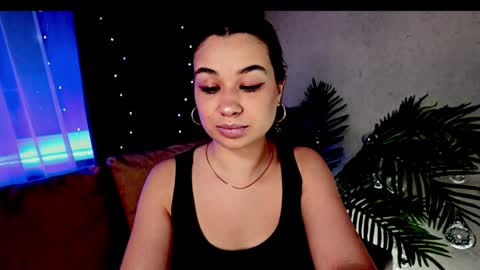 Tia online show from January 2025 09:05:01 PM