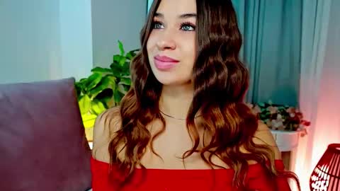 Tia online show from February 2026 06:37:01 PM