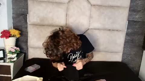 DIVINE online show from June 2026 09:17:01 PM