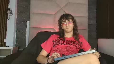 DIVINE online show from July 2026 07:38:01 PM