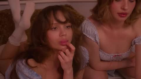 Eva and Lucia online show from September 2025 08:02:01 PM