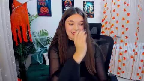 Snapshot of divineamour chatting on October 2025 12:59:02 PM Hannah online show from October 2025 12:59:02 PM