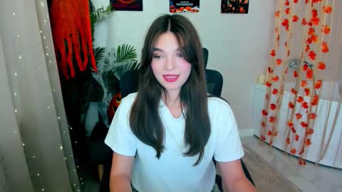 Snapshot of divineamour chatting on October 2025 12:28:01 PM Hannah online show from October 2025 12:28:01 PM