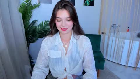 Snapshot of divineamour chatting on November 2025 04:23:01 AM Hannah online show from November 2025 04:23:01 AM